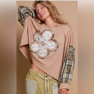 NEW POL Floral Appliqué Plaid Sleeve Sweatshirt